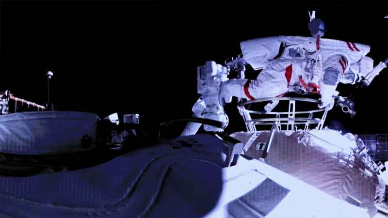 Chinese astronauts performed first spacewalk outside the center